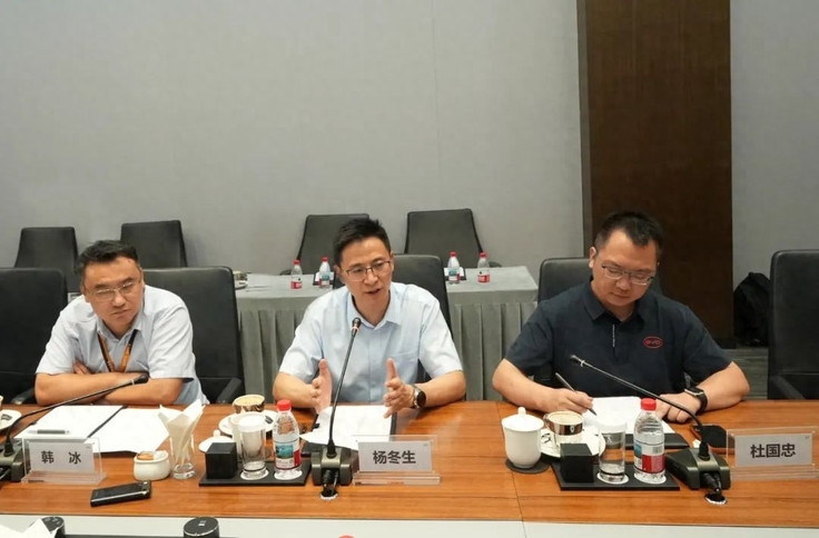 比亚迪副总裁杨冬生：比亚迪有全栈自研的底气，不会减少辅助驾驶投入｜36氪专访